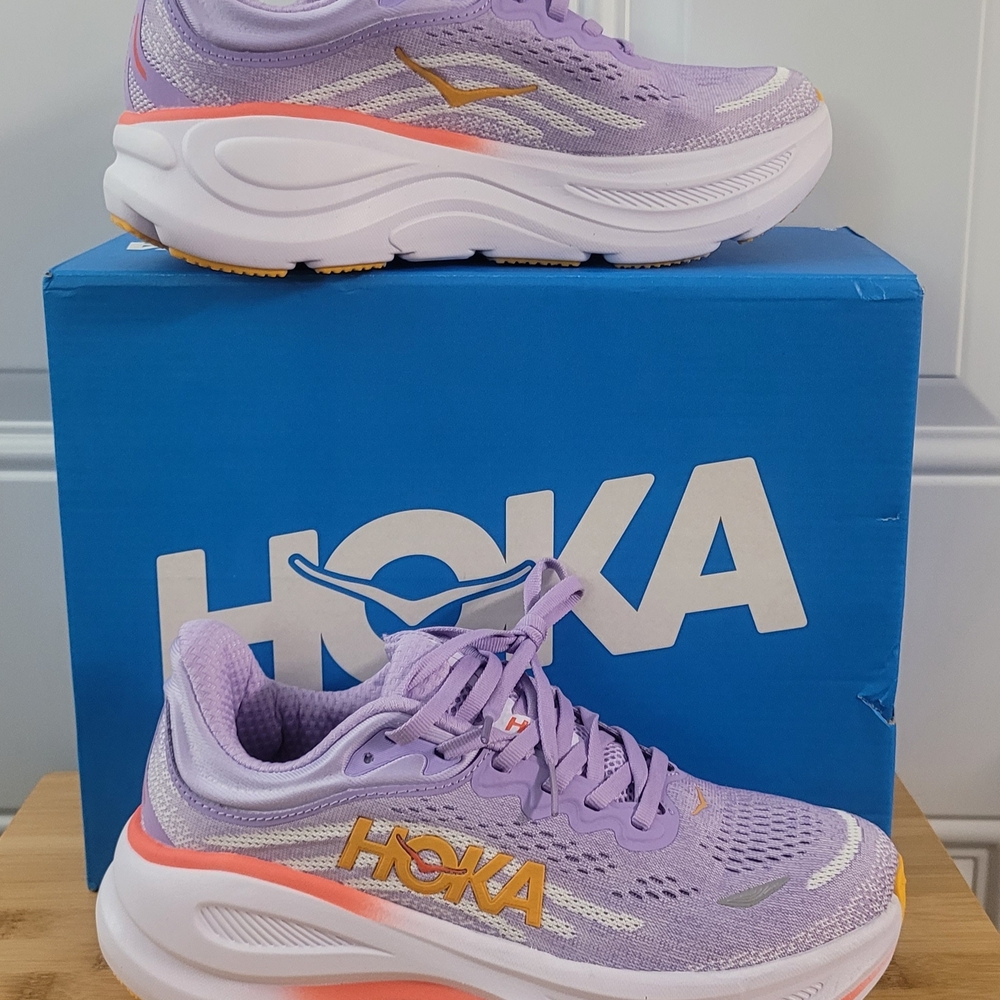 Hoka WOMEN 7D Bondi 9 Lavender & Orange (Aster Flower / Starlight Glow) Size 7D